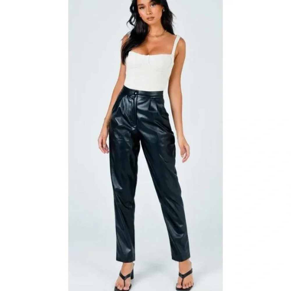 💖Princess Polly Love Club Pants💖 - Picture 2 of 8